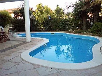 La Perla Del Lago *